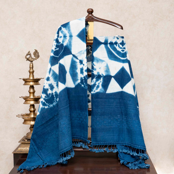 Handloom Kala Cotton Check Suit Set with Clamp Tie-Dye Dupatta